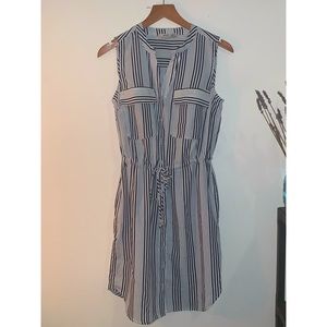 🔆 NWOT Francesca’s Sleeveless Dress Size XS